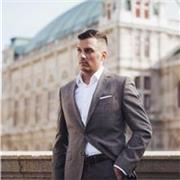 Ich bin Boxtrainer mit 8 Jahren Erfahrung und spezialisiere mich auf Anfänger